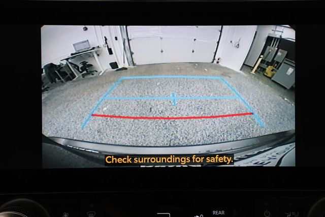 2024 Toyota Highlander XLE FWD - 22937476 - 13