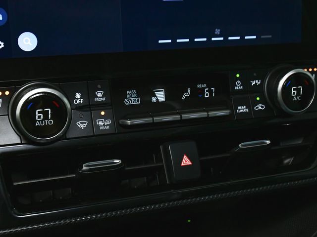 2024 Toyota Highlander XSE - 23052952 - 28