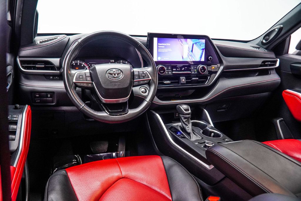 Toyota Highlander photo 17