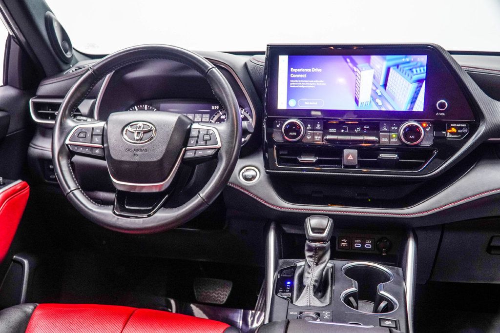 Toyota Highlander photo 18