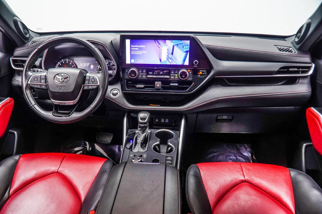 Toyota Highlander photo 5