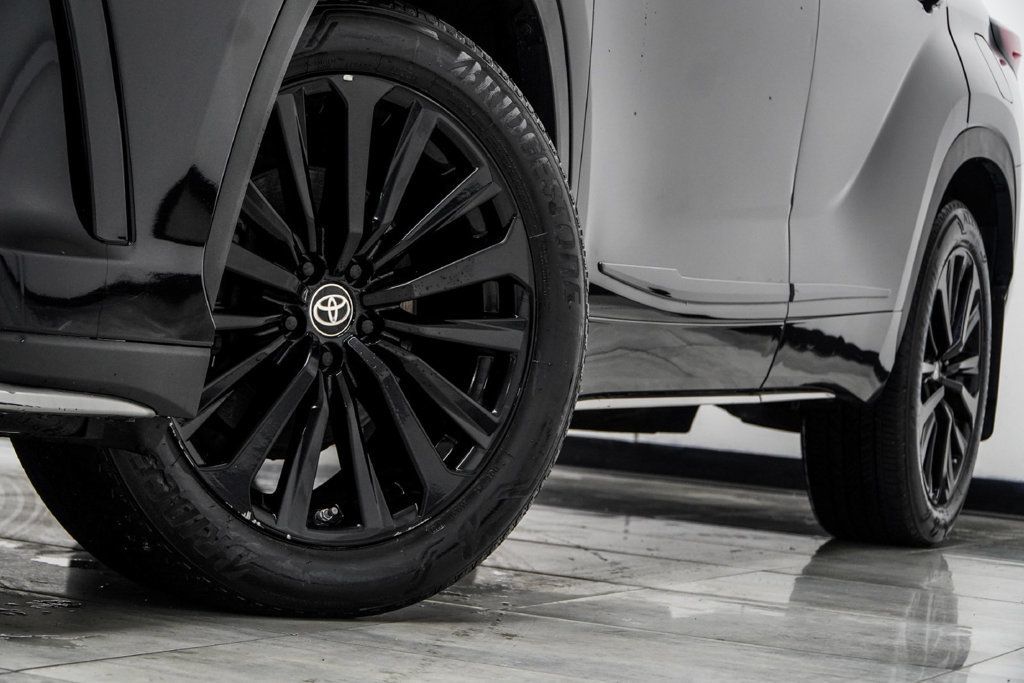 Toyota Highlander photo 6