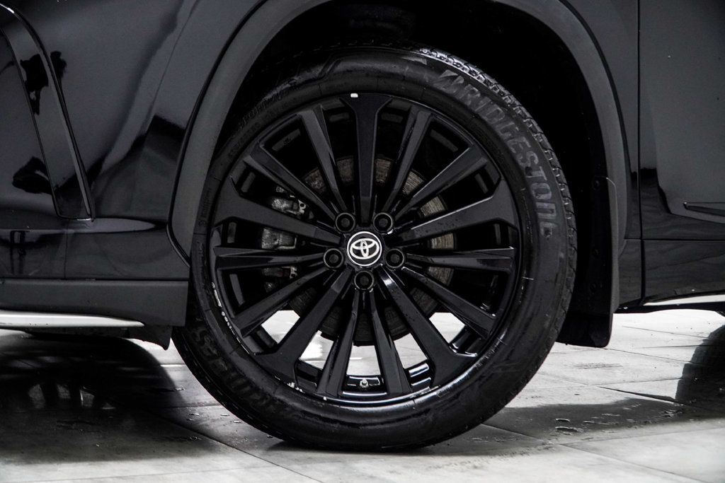 Toyota Highlander photo 7