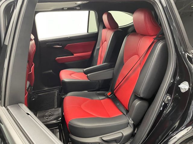 2024 Toyota Highlander XSE AWD - 22954580 - 34