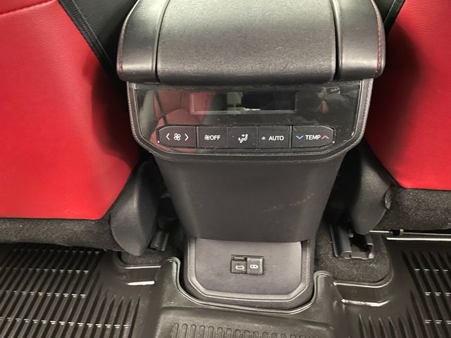 2024 Toyota Highlander XSE AWD - 22954580 - 38
