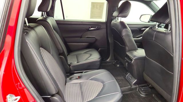 2024 Toyota Highlander XSE AWD w/ 12.3'' Multimedia & 11-Speaker JBL Audio - 23096167 - 21