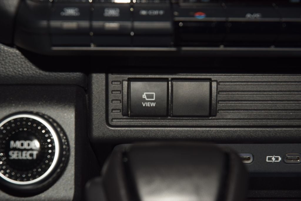 2024 Toyota Land Cruiser 4WD - 23061033 - 33