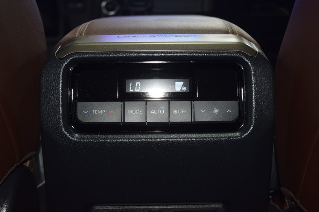 2024 Toyota Land Cruiser 4WD - 23061033 - 45