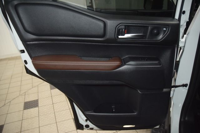 2024 Toyota Land Cruiser 4WD - 23061033 - 47