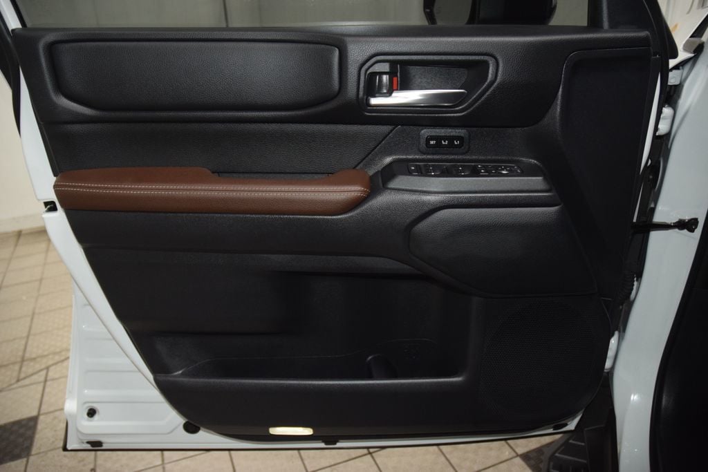 2024 Toyota Land Cruiser 4WD - 23061033 - 50