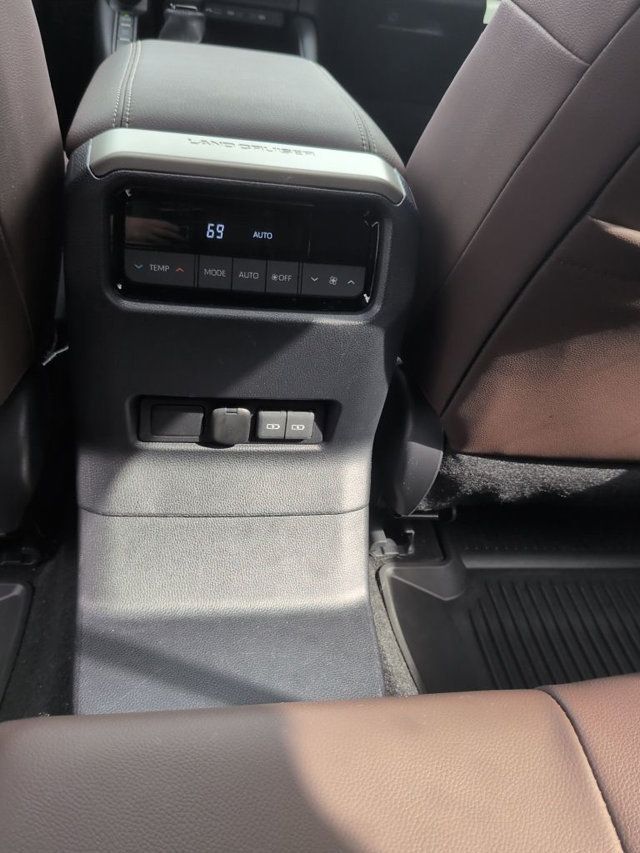 2024 Toyota Land Cruiser Land Cruiser Base w/ Premium Package - 23058182 - 32