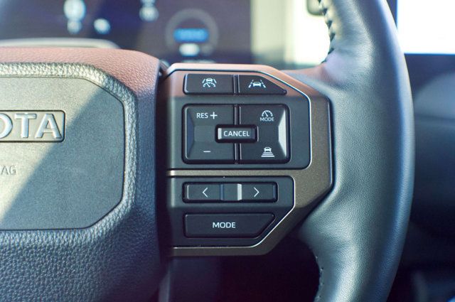 2024 Toyota Land Cruiser Premium Pkg/Heated&Cooled Seats/BlindSpot/Lane Departure Warning - 22985535 - 22