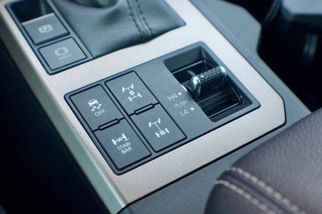 2024 Toyota Land Cruiser Premium Pkg/Heated&Cooled Seats/BlindSpot/Lane Departure Warning - 22985535 - 29