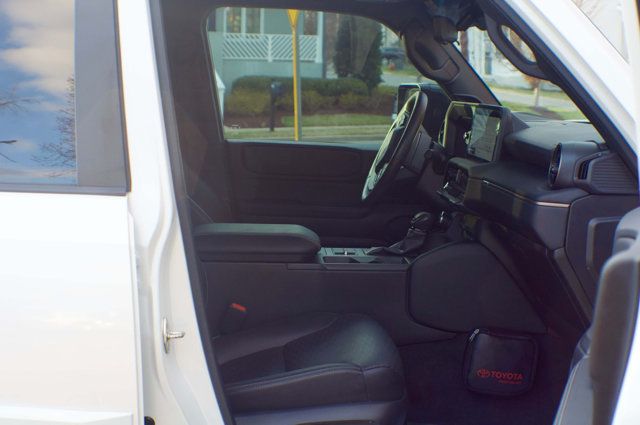 2024 Toyota Land Cruiser Premium Pkg/Heated&Cooled Seats/BlindSpot/Lane Departure Warning - 22985535 - 39