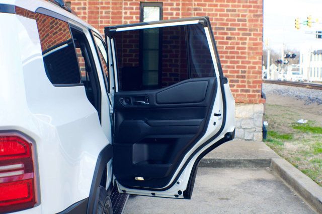 2024 Toyota Land Cruiser Premium Pkg/Heated&Cooled Seats/BlindSpot/Lane Departure Warning - 22985535 - 43