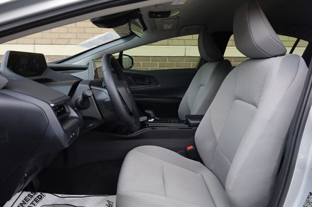 2024 Toyota Prius LE - 23048921 - 13