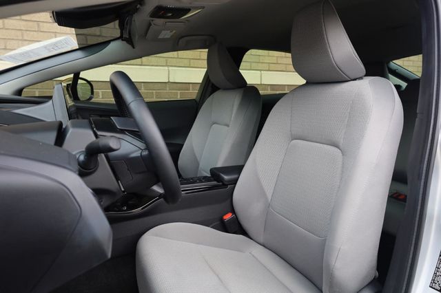 2024 Toyota Prius LE - 23048921 - 14