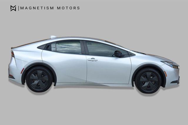 2024 Toyota Prius LE - 23048921 - 1