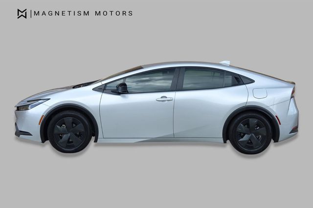 2024 Toyota Prius LE - 23048921 - 2