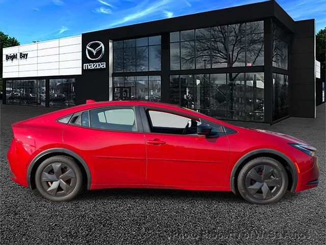 2024 Toyota Prius LE - 23045578 - 3