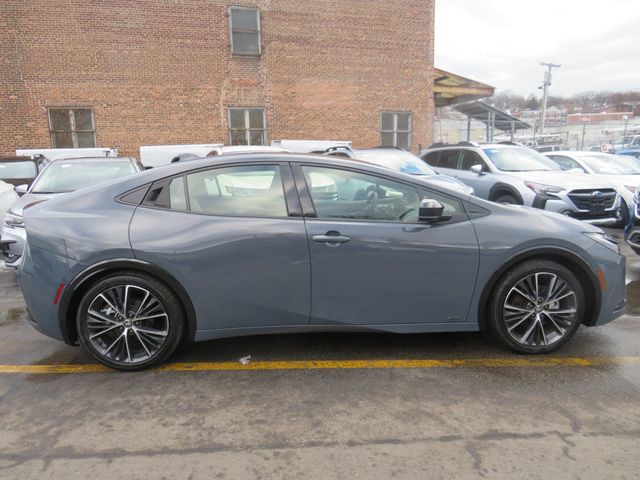 2024 Toyota Prius LE AWD - 22968563 - 3