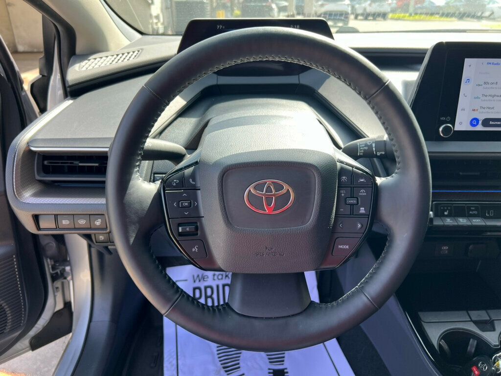 2024 Toyota Prius XLE photo 4