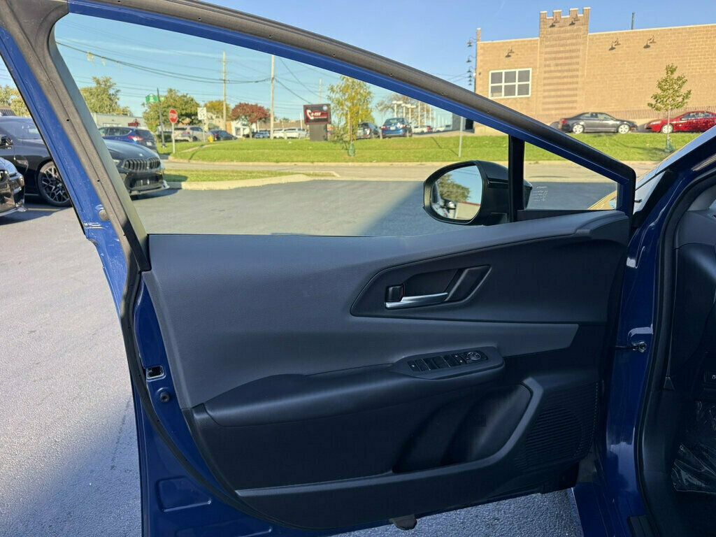 2024 Toyota Prius XLE AWD - 23092886 - 16