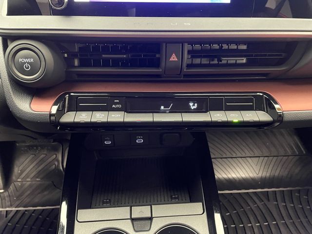 2024 Toyota Prius Prime SE - 22946621 - 25