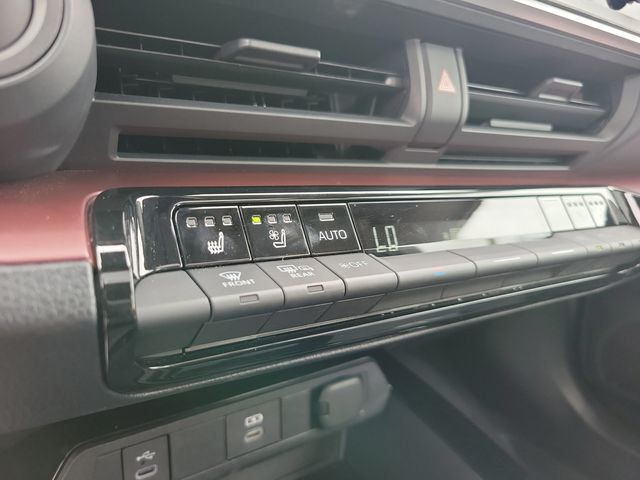 2024 Toyota Prius Prime XSE Premium - 23026422 - 13