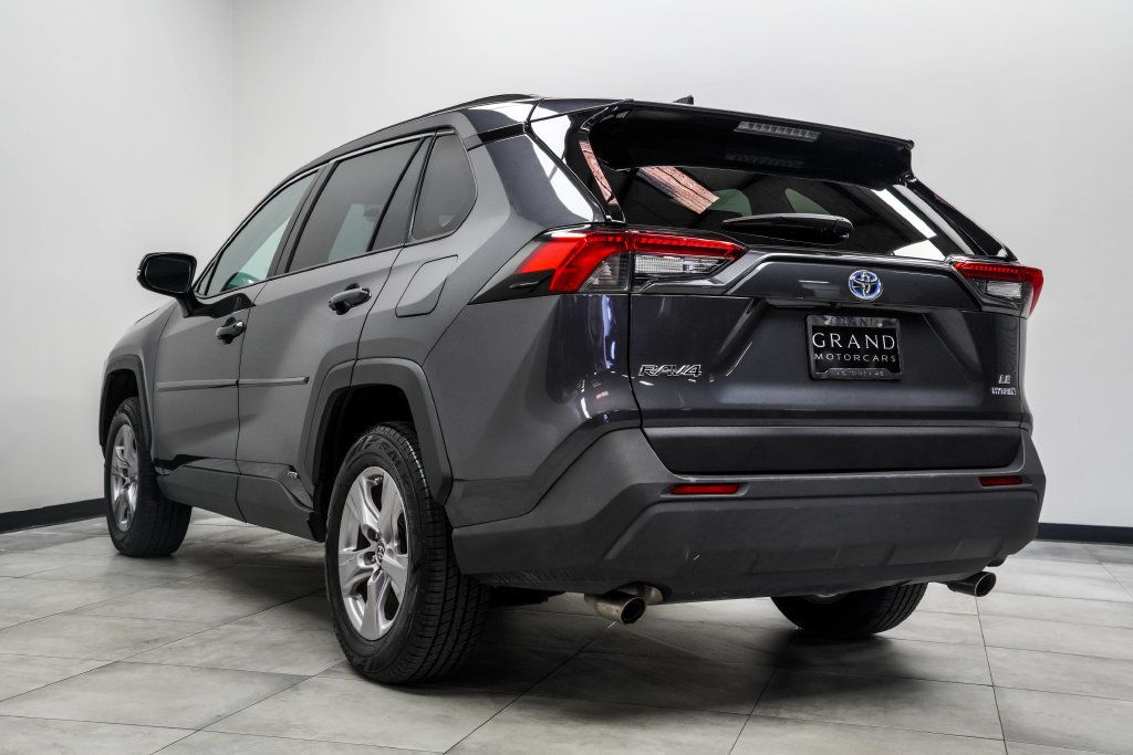 Toyota RAV4 photo 10
