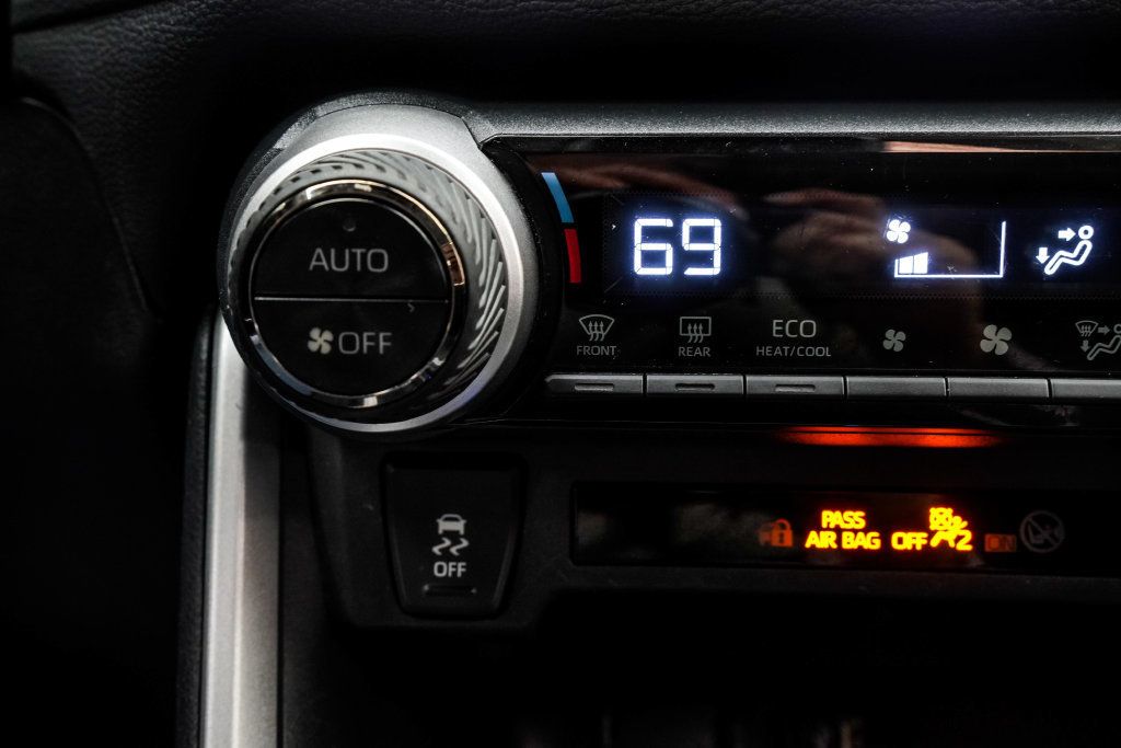 Toyota RAV4 photo 22