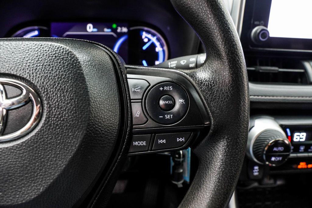 Toyota RAV4 photo 26