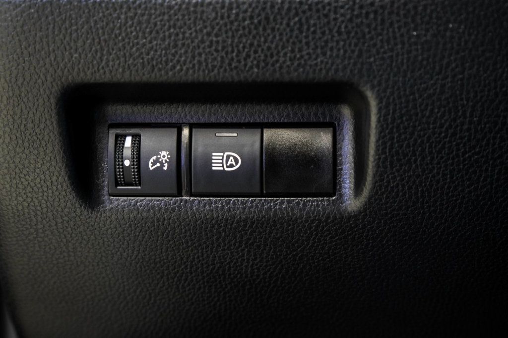 Toyota RAV4 photo 30