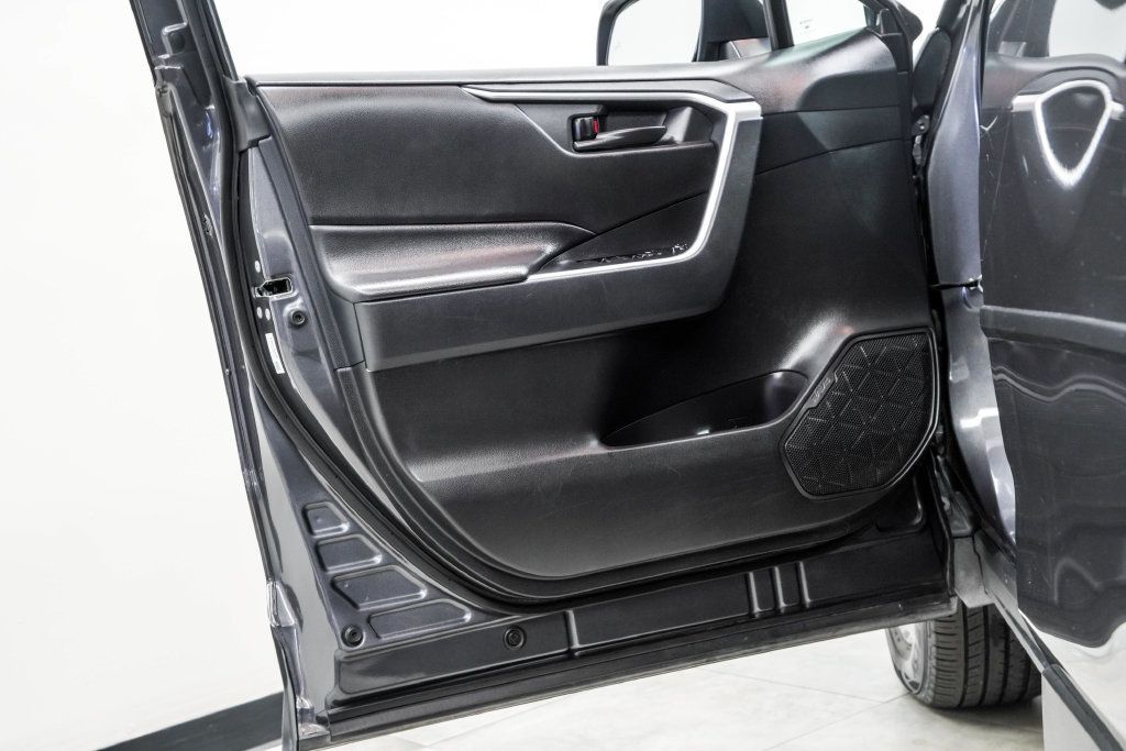 Toyota RAV4 photo 31