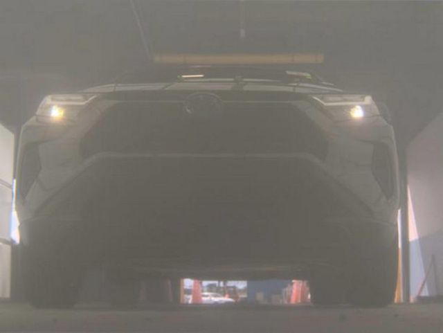 2024 Toyota RAV4 Hybrid LE AWD - 23095643 - 2