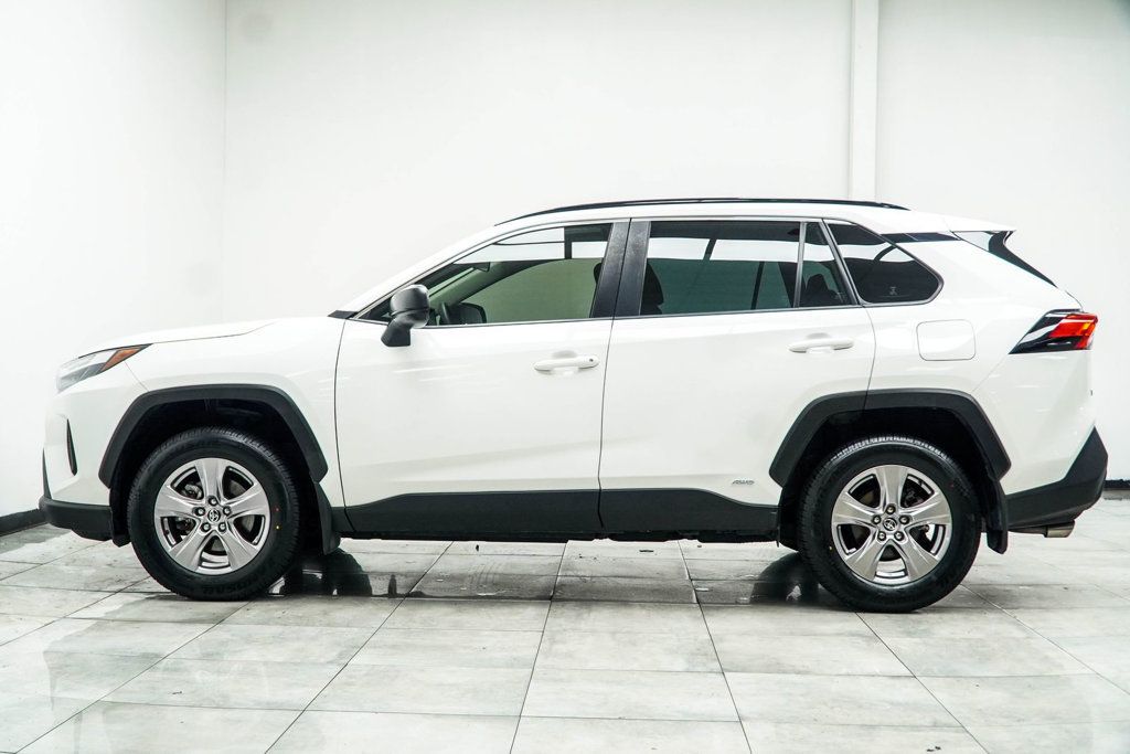 Toyota RAV4 photo 10