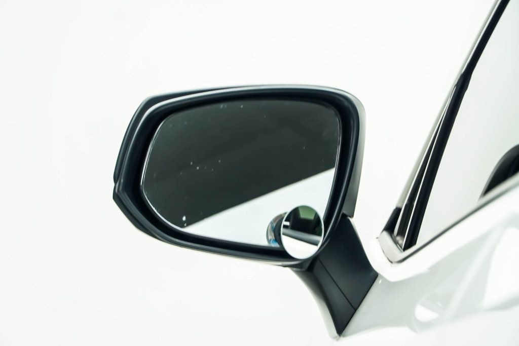Toyota RAV4 photo 15
