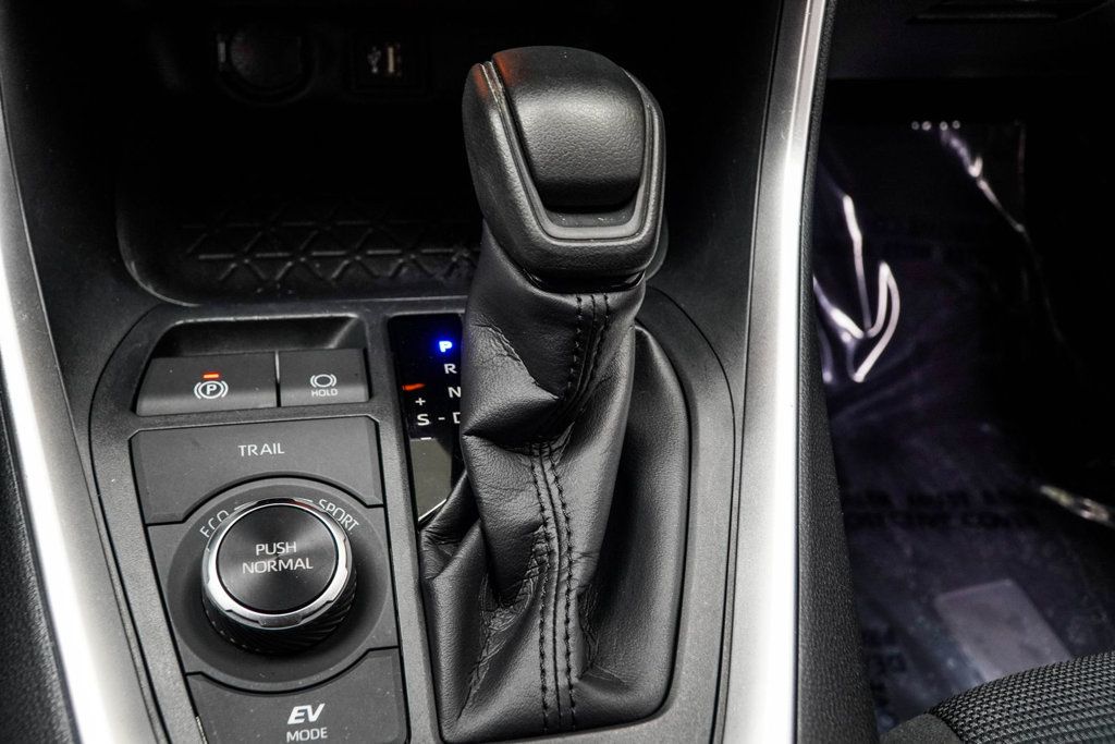Toyota RAV4 photo 22