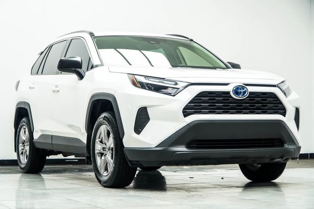 2024 Toyota RAV4 Hybrid LE AWD - 23066131 - 3