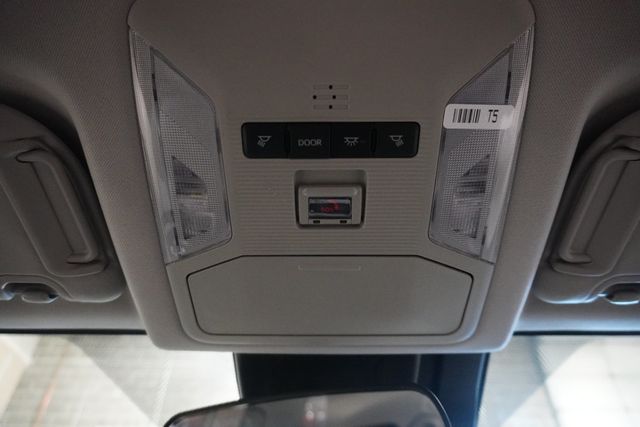 2024 Toyota RAV4 Hybrid Woodland AWD - 22965089 - 13