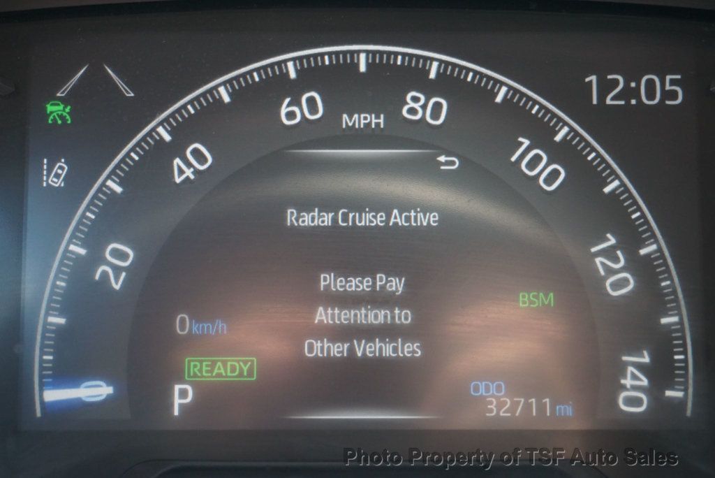 2024 Toyota RAV4 Hybrid Woodland AWD CARPLAY REAR CAMERA HEATED SEATS LOADED!!! - 23037123 - 32