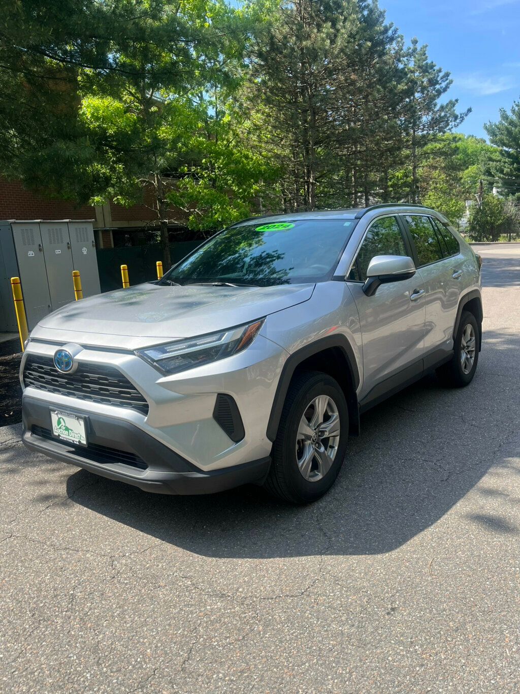 2024 Toyota RAV4 Hybrid XLE AWD - 23028848 - 0