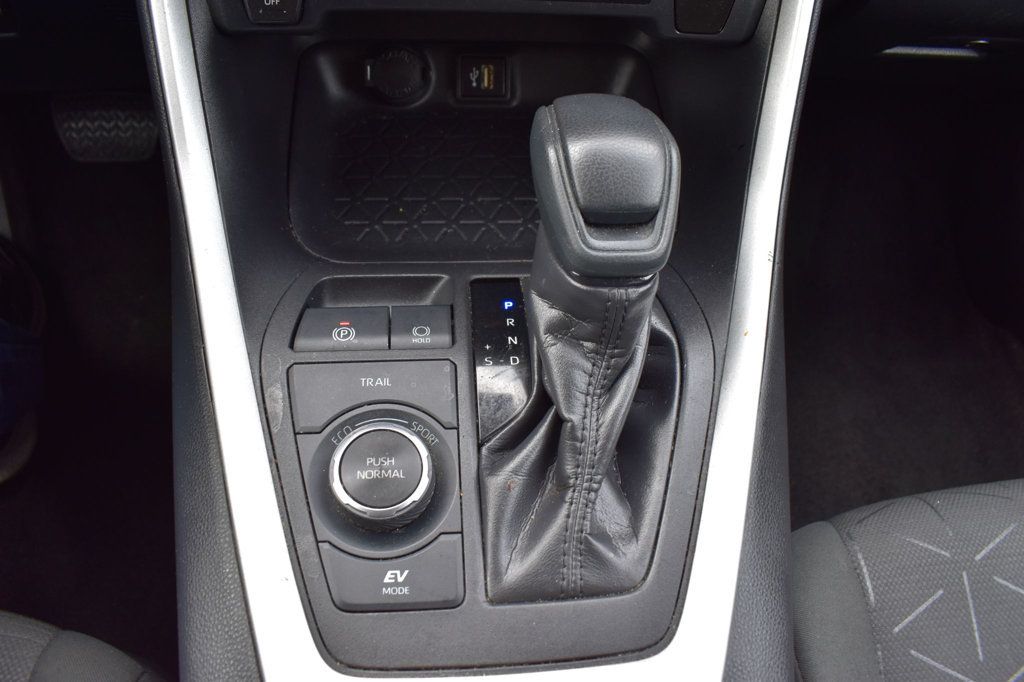 2024 Toyota RAV4 Hybrid XLE AWD - 22964916 - 29