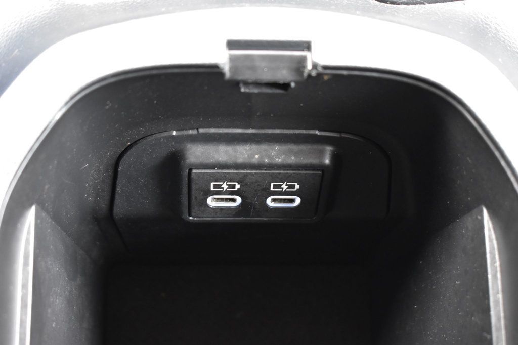 2024 Toyota RAV4 Hybrid XLE AWD - 22964916 - 31