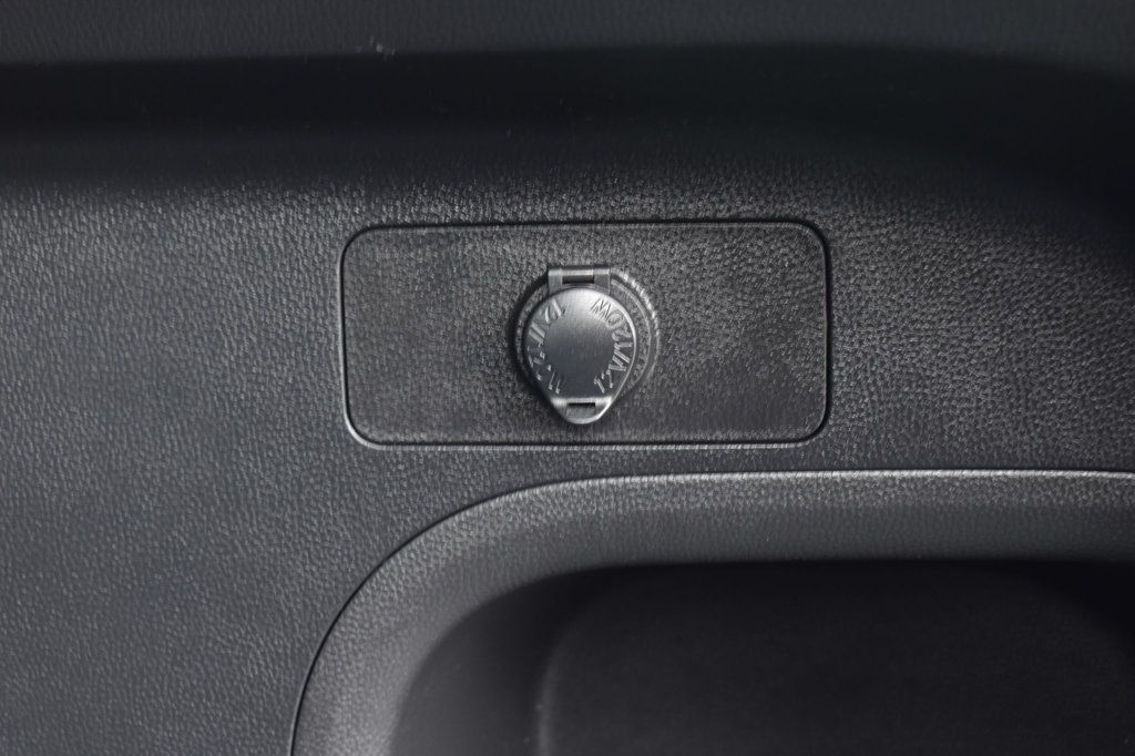 2024 Toyota RAV4 Hybrid XLE AWD - 22964916 - 41