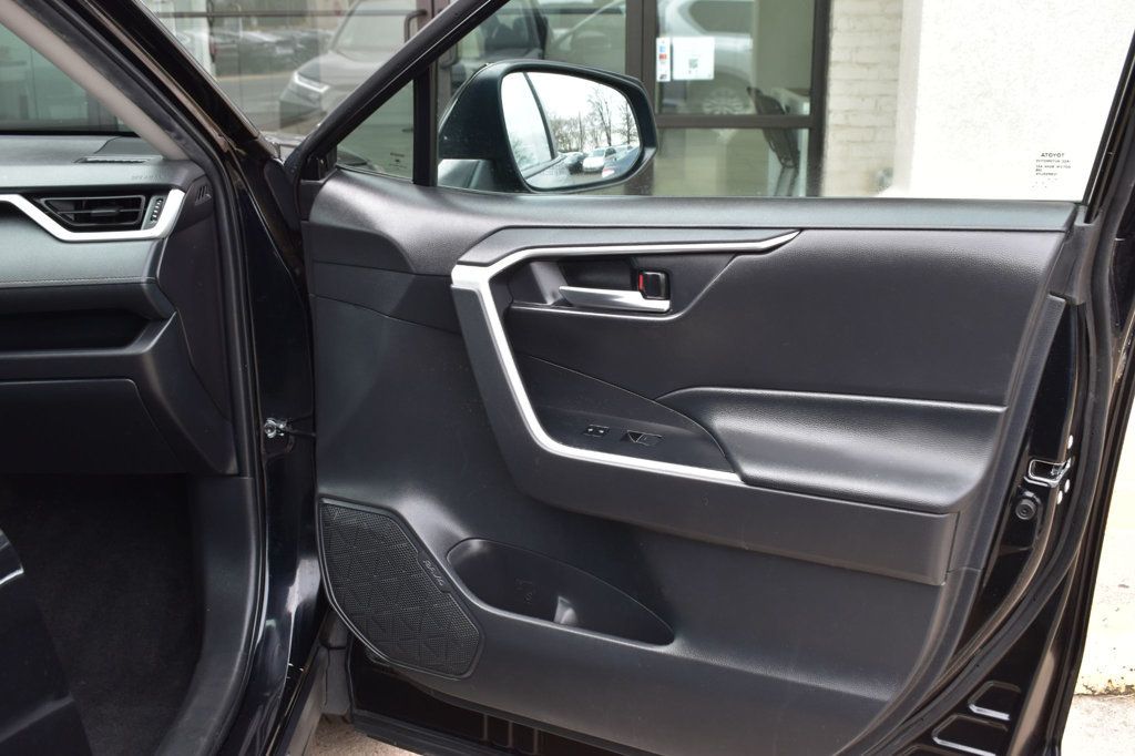 2024 Toyota RAV4 Hybrid XLE AWD - 22964916 - 43