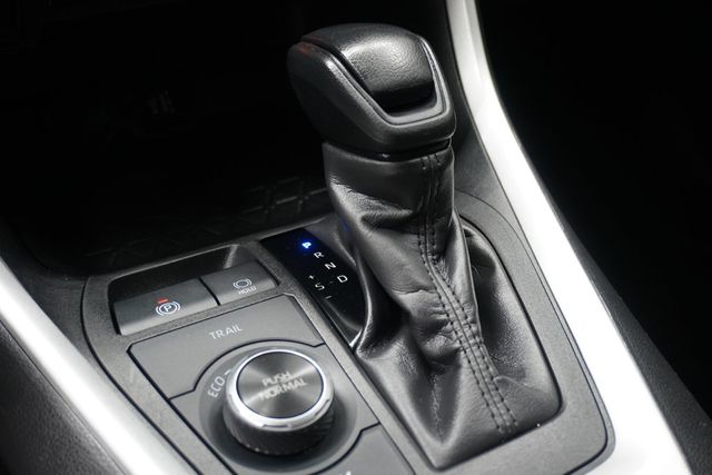 2024 Toyota RAV4 Hybrid XLE AWD - 23014046 - 17