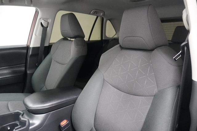 2024 Toyota RAV4 Hybrid XLE AWD - 23014046 - 8