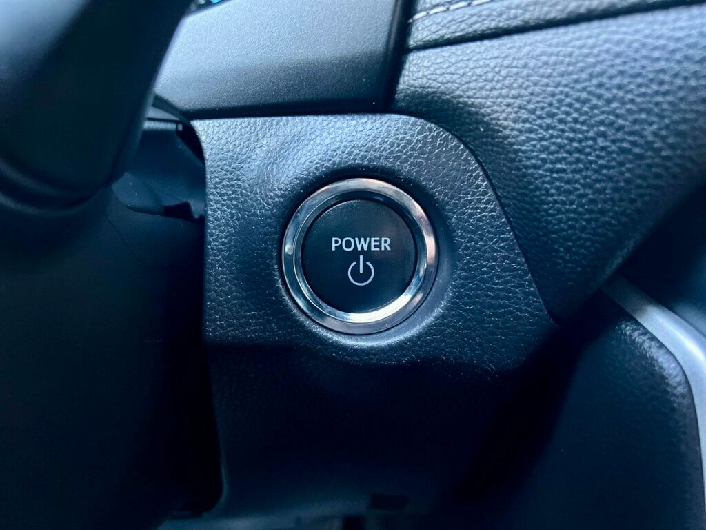 2024 Toyota RAV4 Hybrid XLE photo 20