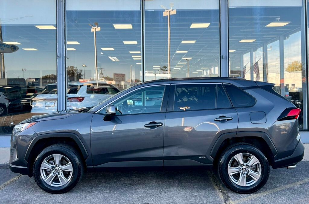2024 Toyota RAV4 Hybrid XLE photo 29
